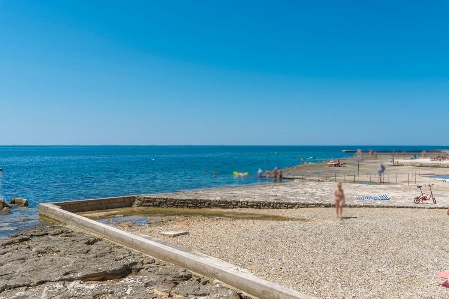Holiday home Delfina Umag
